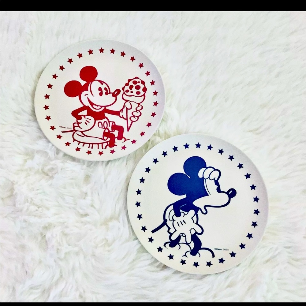 Disney Mickey Mouse BAMBOO FIBER PLATES SET OF 2
